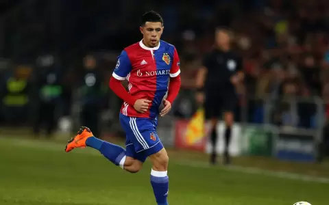 Hay acuerdo entre Cerro Porte�o, Talleres y Blas Riveros: cu�ndo llega el jugador para la firma