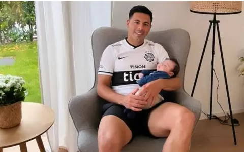 Cuando Blas Riveros dijo que no jugar�a por Cerro Porte�o