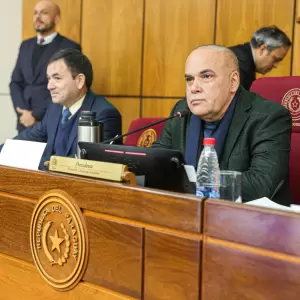 Austeridad tardía: Bachi Núñez cobró más de G. 253 millones solo en bonificación
