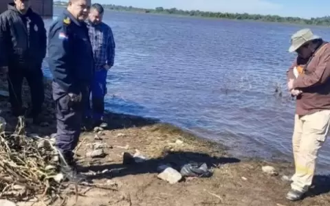 Un feto tirado en una bolsa encontr� un pescador esta ma�ana.