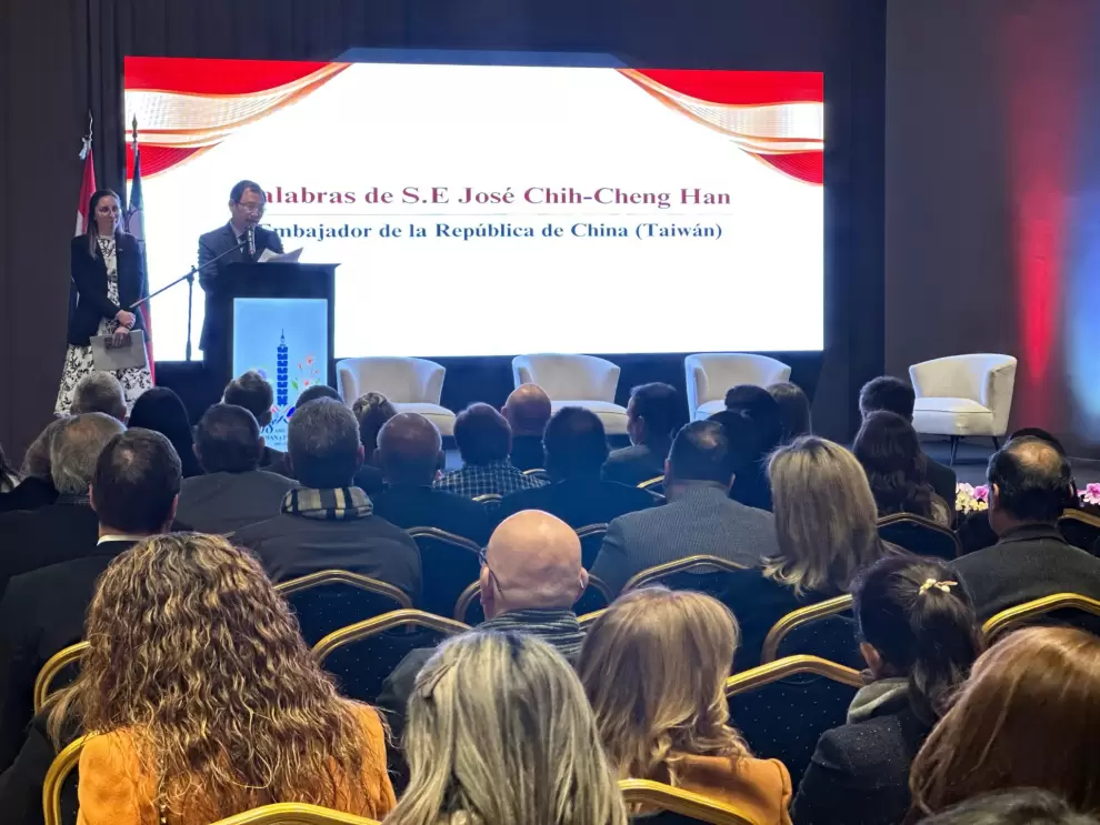 Embajador taiwan�s en Paraguay, Jos� Chih-Cheng Han, durante el acto de recordaci�n de los 68 a�os de relaciones entre Paraguay - Taiw�n.