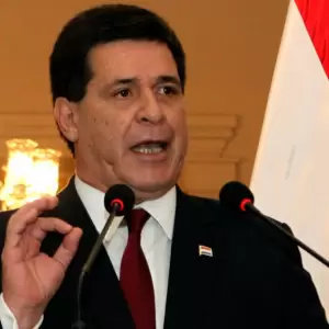 Acuerdo migratorio entre Estados Unidos y Paraguay no beneficia a Horacio Cartes