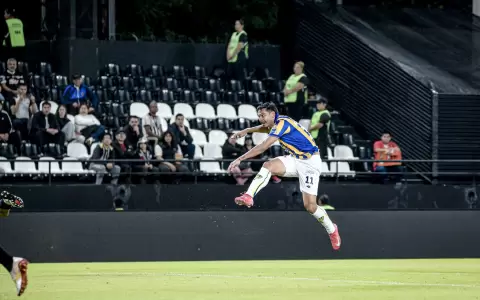 Victoria a domicilio de Sportivo Luque�o ante Libertad