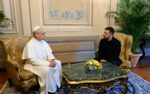 El papa Le�n XIV se reuni� con el presidente ucraniano Volodimir Zelenski.