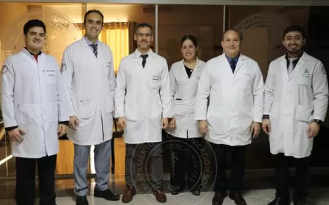 M�dicos del Hospital de Cl�nicas realizaron su primera cirug�a funcional para el tratamiento del Parkinson.
