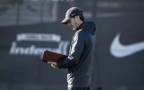Olimpia: Fabi�n Bustos sorprende con un cambio de sistema t�ctico