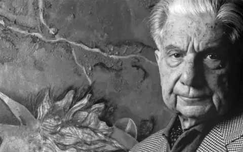 Augusto Roa Bastos.