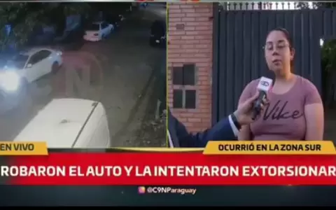 La mujer v�ctima del robo de su auto Toyota IST.