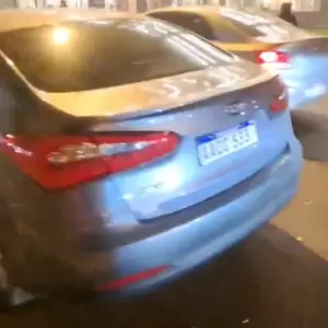 Macabro hallazgo en Villa Morra: arrojan el cuerpo de un tortolero en plena calle y abandonan el veh�culo
