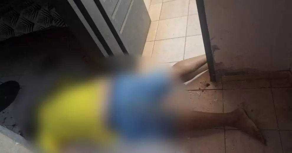El crimen ocurri� en un inquilinato.