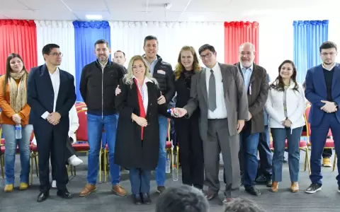 Visita de Santiado Pe�a a departamento de Alto Paran�.