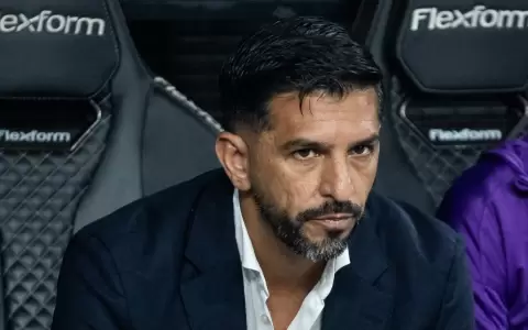 �Qu� es el "cl�usula Corinthians" de Emiliano D�az?