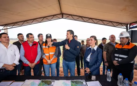 Santiago Pe�a con sus ministros.