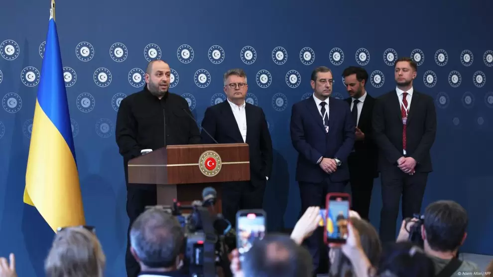 Segunda ronda de negociadores ucranianos en la segunda ronda de conversaciones para lograr la paz en Ucrania, el 2 de junio de 2025, en Estambul.