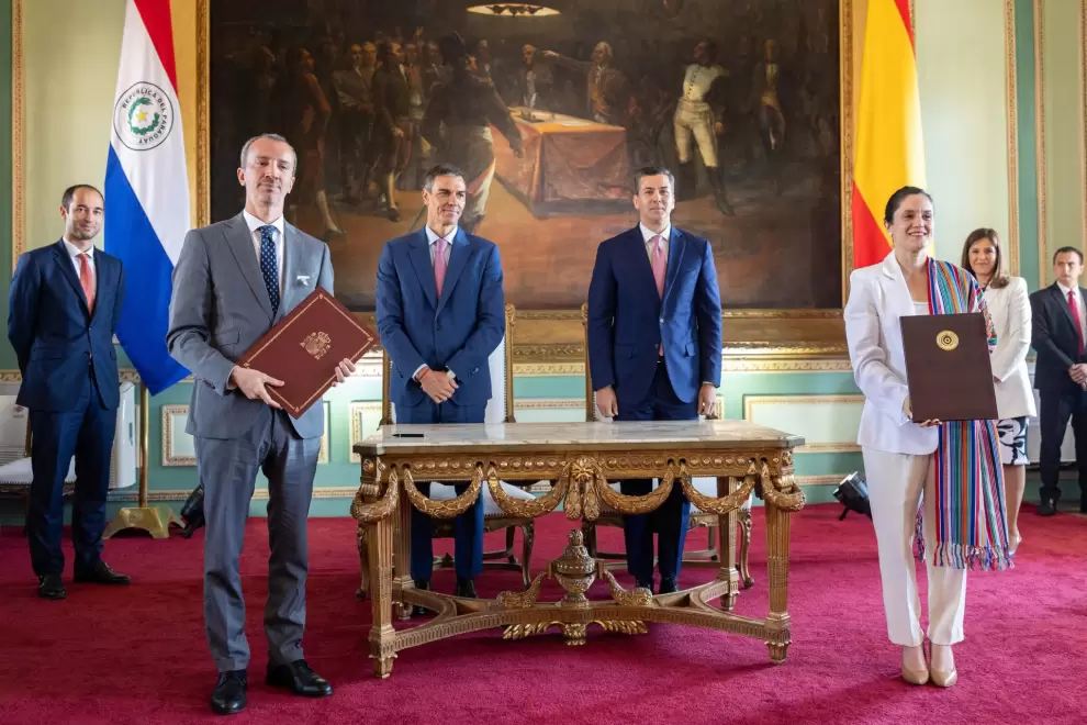 Visita oficial del presidente de España a Paraguay.