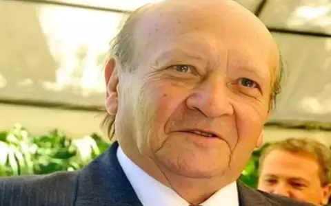 Francisco P�rez Maricevich.