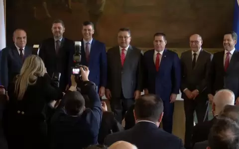 Gustavo Leite jur� como embajador ante los Estados Unidos.