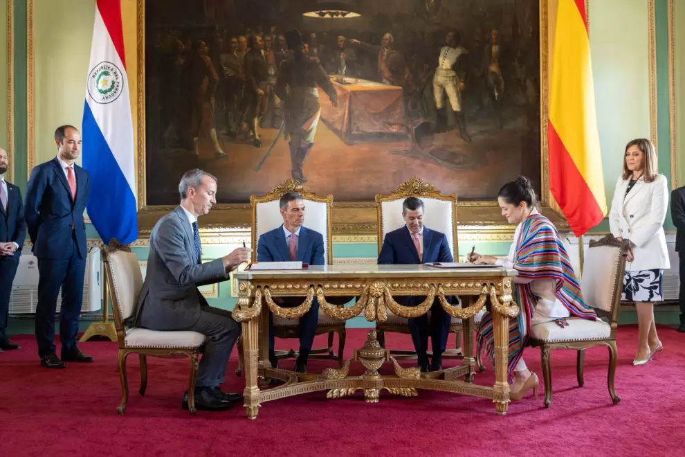 Firma del acuerdo entre Paraguay y Espa�a.