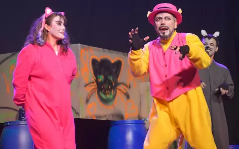 Puesta en escena de "Don Gato y su pandilla".