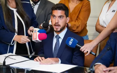 Diputado, Rub�n Rub�n.