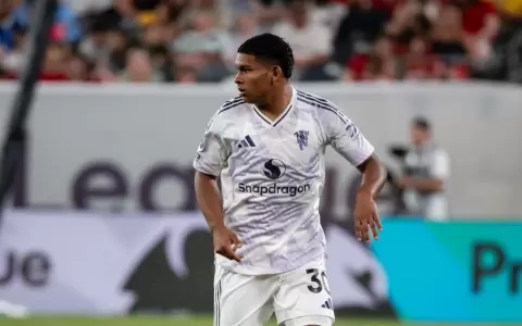 Los n�meros de Diego Le�n en su segundo partido con Manchester United