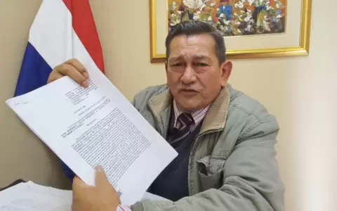 Denunciante, Guillermo Segovia Ovelar, lleg� hasta la Comisi�n de DD.HH del Senado.
