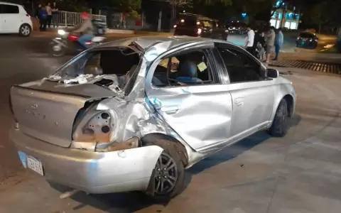 El veh�culo pertenece a un polic�a que estaba alcoholizado.