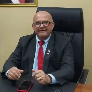 Diputados se alistan para archivar pedidos de intervenci�n contra intendentes de �emby e Ybyraroban�