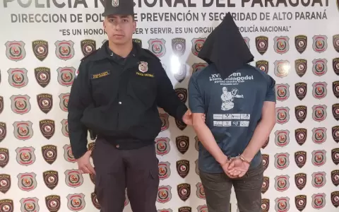 Fue sorprendido en flagrancia intentando abusar de su hija.