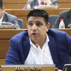 Diputado Meza pide abrir debate sobre reconocimiento a China continental: "Estamos perdiendo el tiempo con Taiw�n"