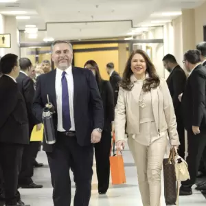 Inician sumario sin goce de sueldo a funcionario del senador Ever Villalba, pariente de Celeste Amarilla