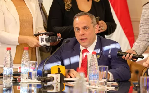 Camilo Ben�tez, contralor.