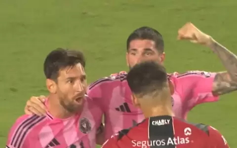 Mat�as C�ccaro revel� detalles de su cruce con Lionel Messi