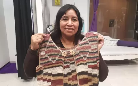 Mar�a Toribio, tejedora y dise�adora del Pueblo Wichi, Chaco argentino.