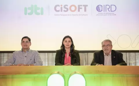 Luis Angulo,Vanessa Ca�ete, y Agustin Carrizosa.