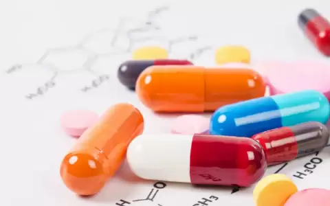 Verdadero o falso? Para los legos en la materia, los medicamentos falsificados son dif�ciles de reconocer.