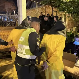 Masivo traslado de reos busca descongestionar penal de Ciudad del Este y reforzar la seguridad carcelaria