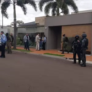 Supuesto contador de "Lalo" Gomes intentó autoeliminarse en pleno allanamiento policial