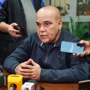 Bachi N��ez anuncia que impulsar� un proyecto de declaraci�n del Senado contra Nicol�s Maduro