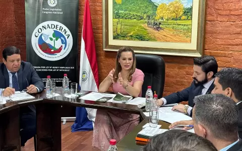 La �ltima sesi�n de la Comisi�n Nacional de Defensa de los Recursos Naturales (Conaderna).