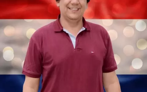 Intendente Emigdio Ru�z D�az.
