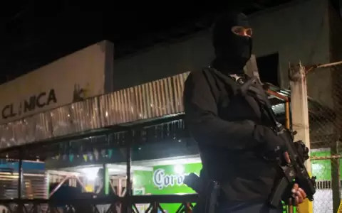 Ecuador, otrora un oasis de paz en Am�rica Latina, es hoy una de las naciones m�s violentas de la regi�n a causa de la guerra entre bandas criminales