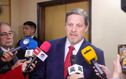 Natalicio Chase, senador.