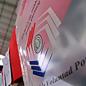 Bachi Núñez defiende prohibición del padrón nacional y Amarilla denuncia "abuso" del oficialismo