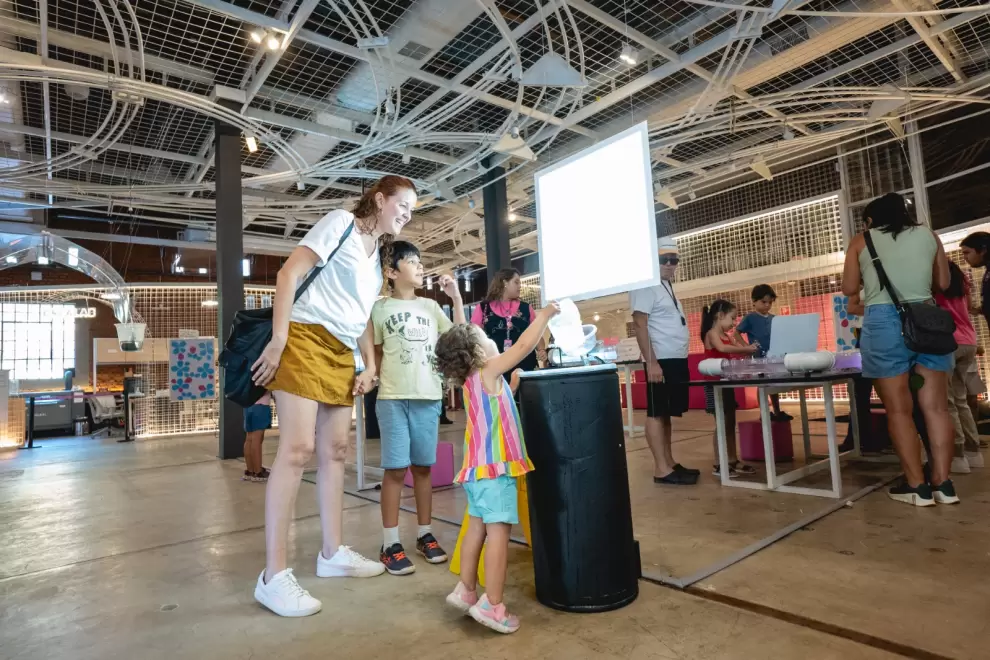 Museo de Ciencias (MuCi) inaugura TatakuaLab y nuevo espect�culo astron�mico en San Cosmos en coincidencia al D�a del Ni�o.
