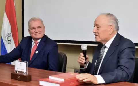Emiliano Rol�n Fern�ndez y Luis Escobar Faella.