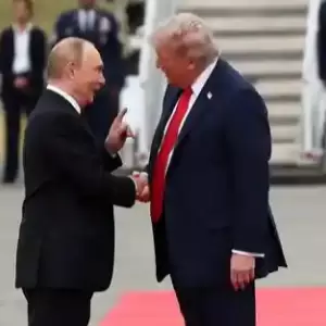 Cumbre sobre Ucrania: Trump y Putin se encuentran en Alaska