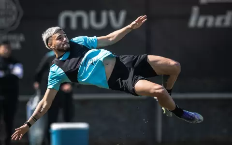 Sin Iv�n Leguizam�n: el onceno titular de Olimpia para el Cl�sico Blanco y Negro