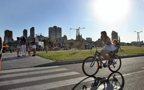 Agosto en temporada alta con turismo.