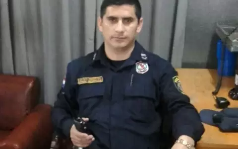 Uniformado Efr�n Mendoza.